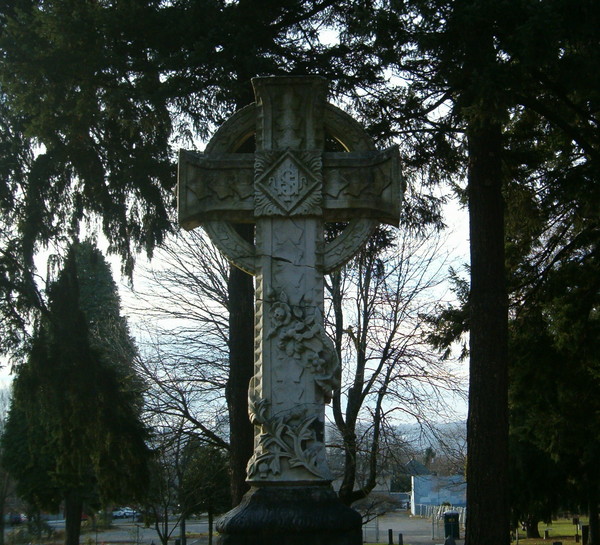 cross gravestone