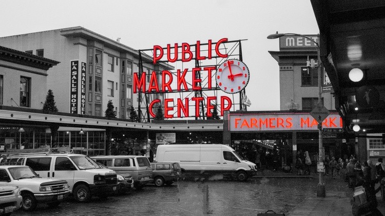 Pikes place bw