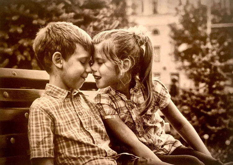 A Childhood Moment of Pure Connection