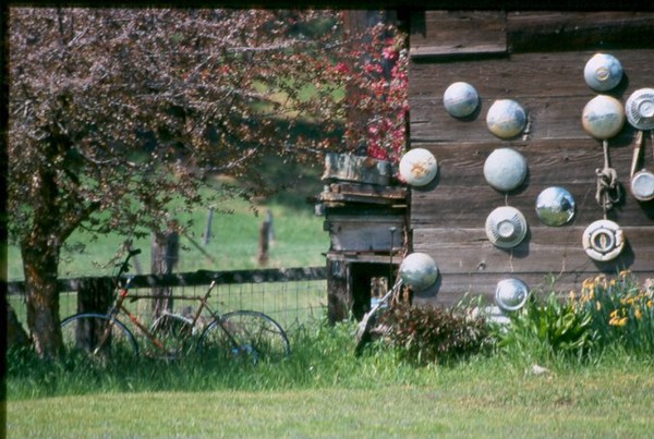 Hub Cap Shed