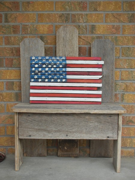 flag & bench