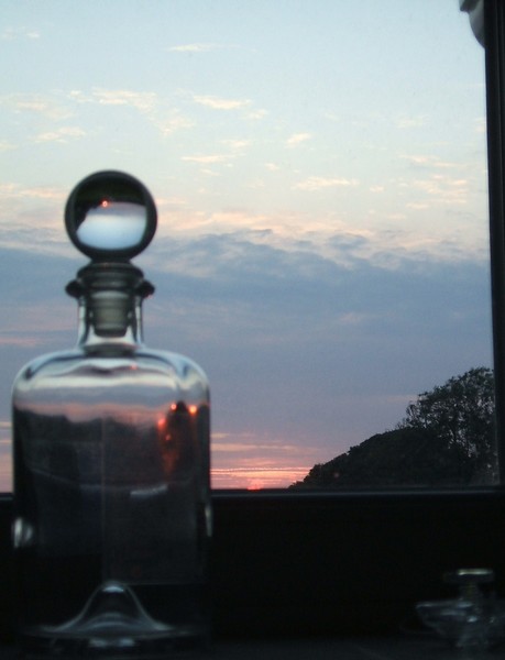 the sunsetTrap in the bottle 