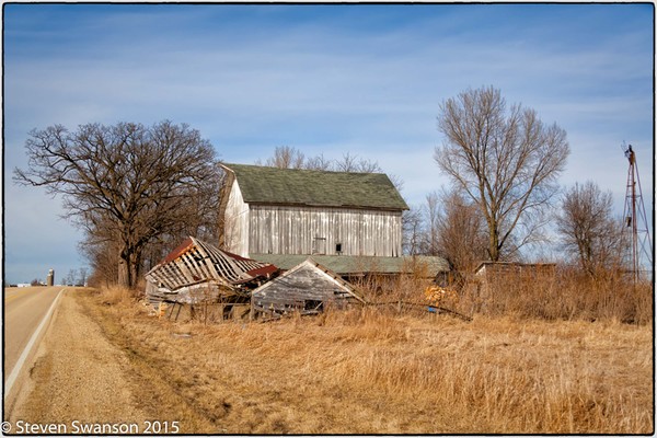 RoadsideBarn