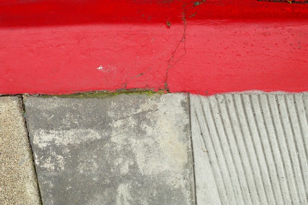 Red curb with three aggregates