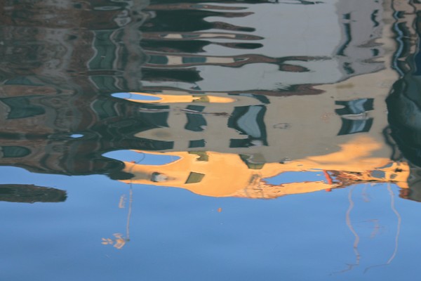 RIFLESSI