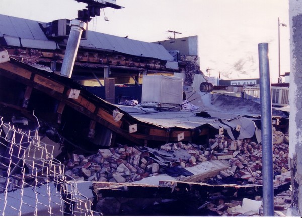 Earth Quake Shopping Center