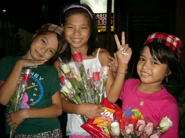 Malate Flower Girls