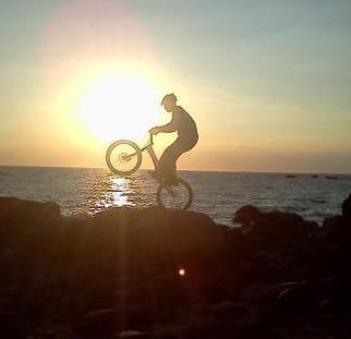 bike sunset