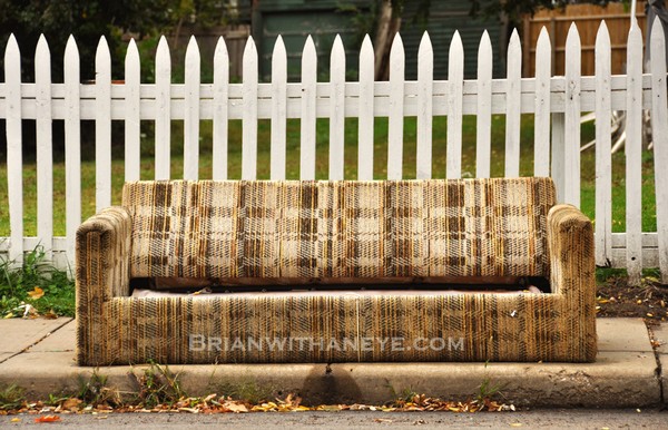 Picket Sofa