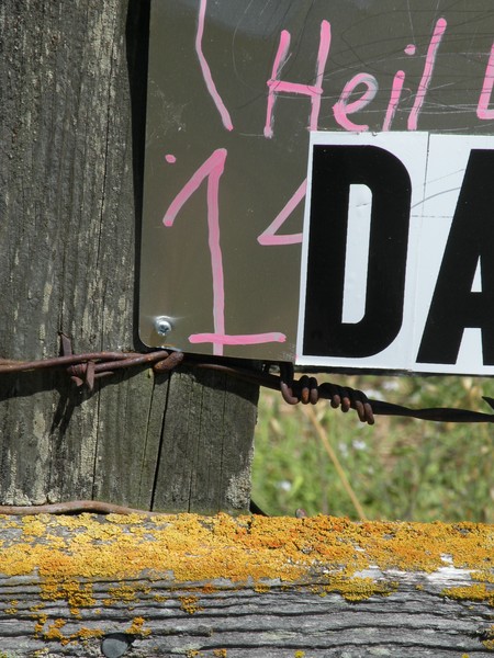 Gate Sign