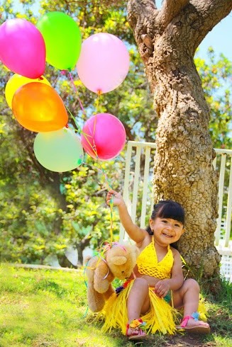 Karen Muro cute girl at the park