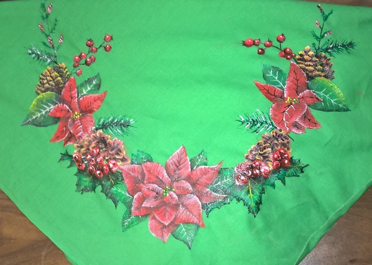 Floral Poinsettia Cloth