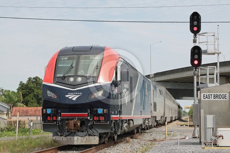 Amtrak 318 040223