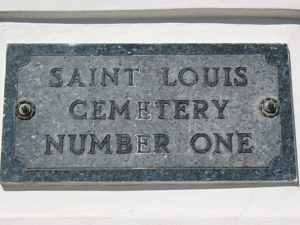 ST LOUIS CEMETARY NEW ORLEANS