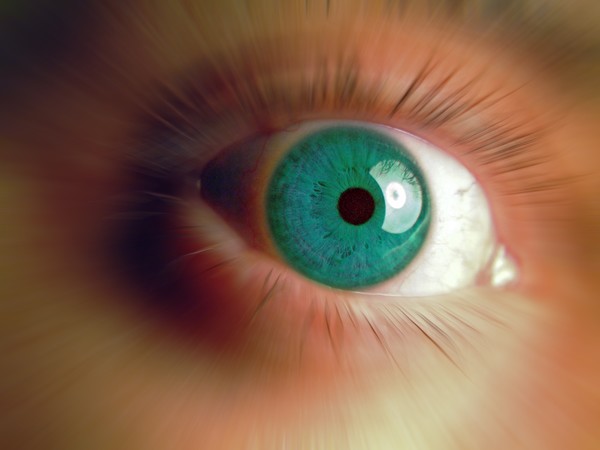  Eye Catching