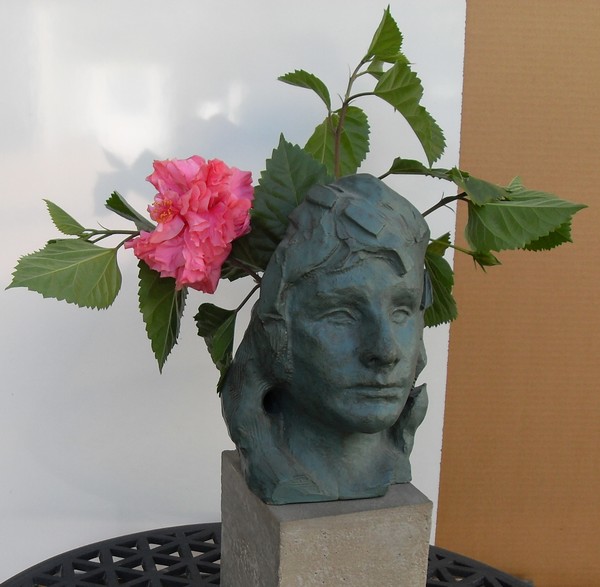 A vase for my daughter Emma