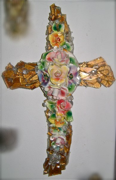 HANDMADE, VINTAGE CERAMIC AND GLASS CROSS