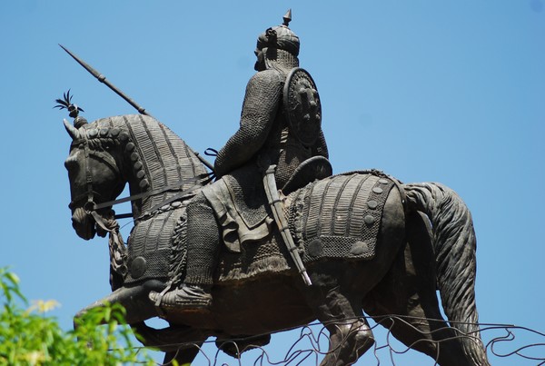 Maharana on Chetak#2