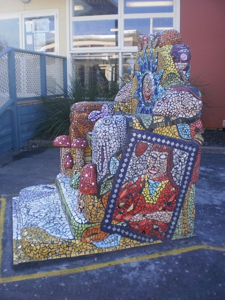 Alice Chair 2