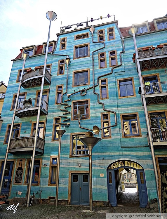 musical rain building @ Dresden