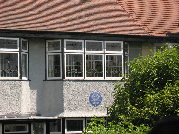 House where John Lenon was born.