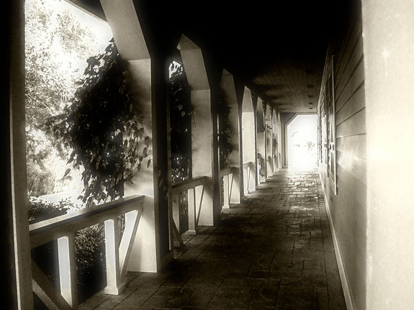 Southern Hallway