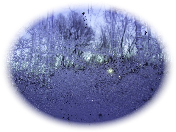 another ice crystal imaged,enhanced