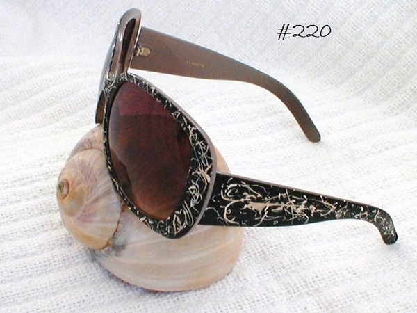 SUNGLASSES #220