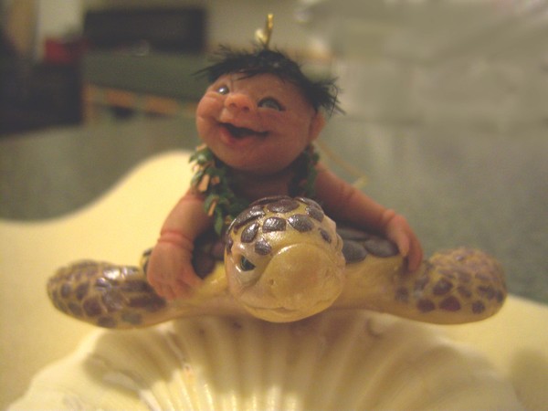 riding a honu