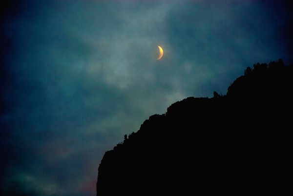 Luna Canyon 