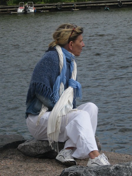COLD DAY BY THE SEA