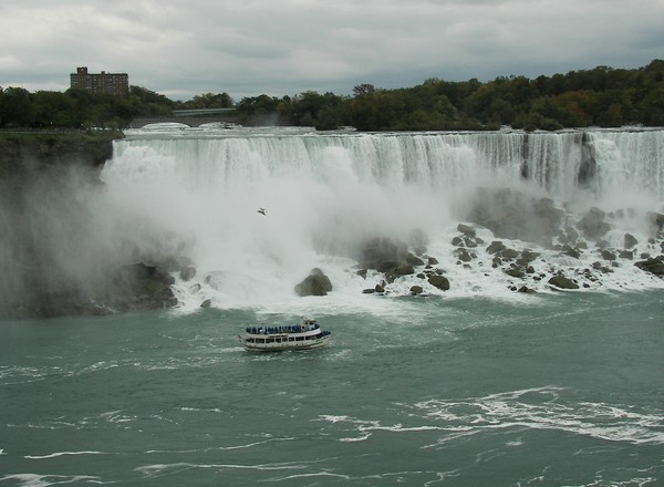 American Falls - Maid of the Mist Passing