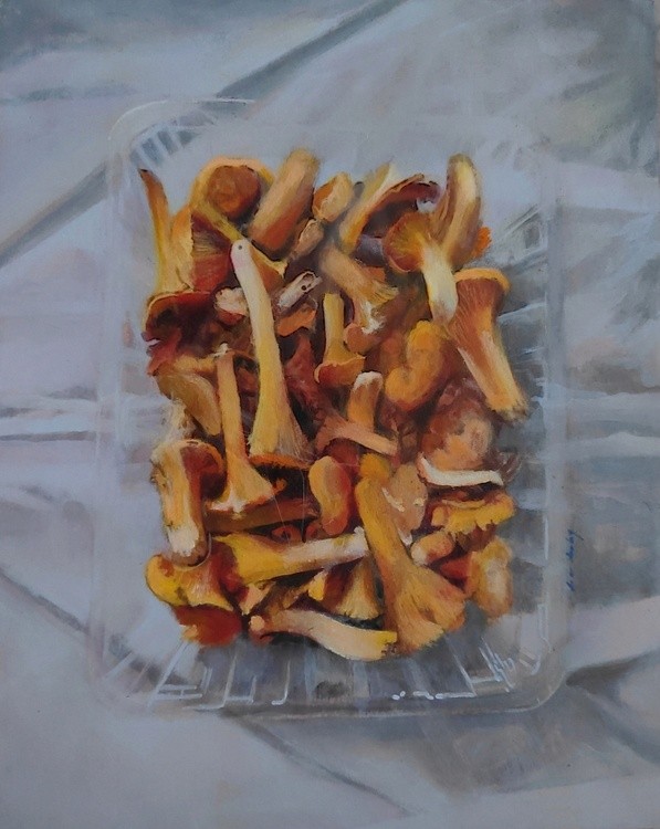 Chanterelle mushrooms 