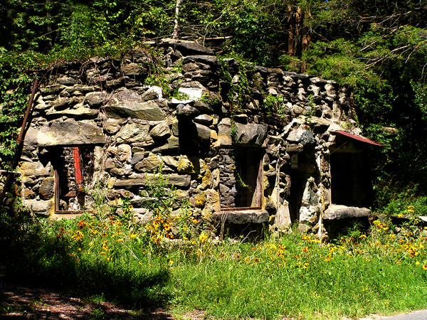 New England Ruins