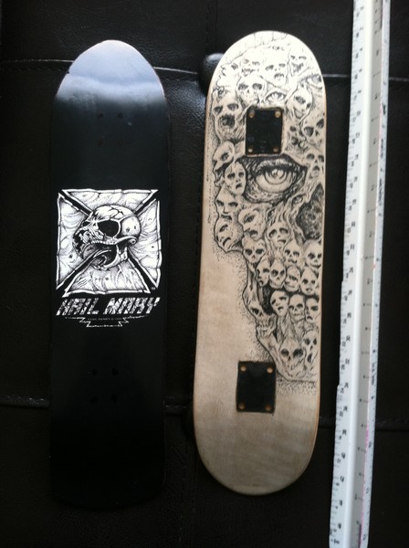 The hand board. 
