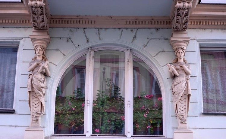 Windows Of Prague  - 12