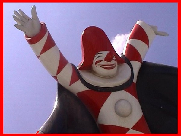 Tuscan Clown