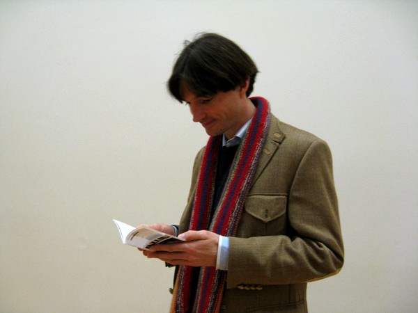 Reading the museum's catalogue...