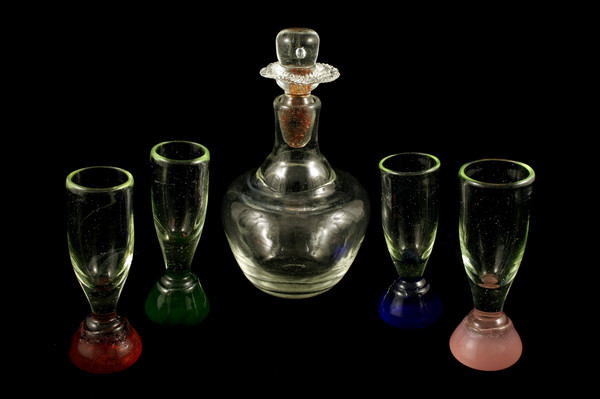A SET FOR SNAPS/BITTER (SERIES: BARBAPA)