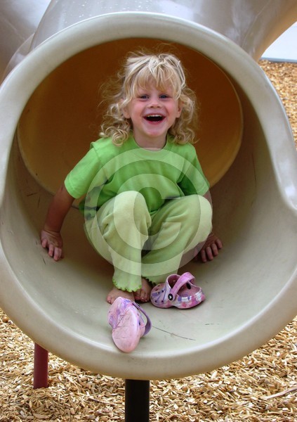 Big Smiled Izzy in Tube