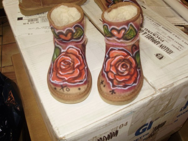 Airbrushed UGGS