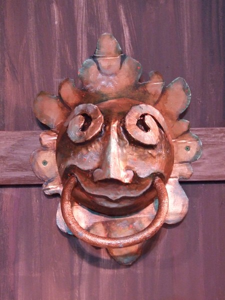 door knocker