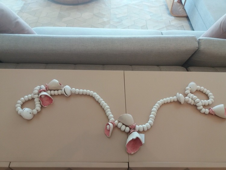 Colar decorativo