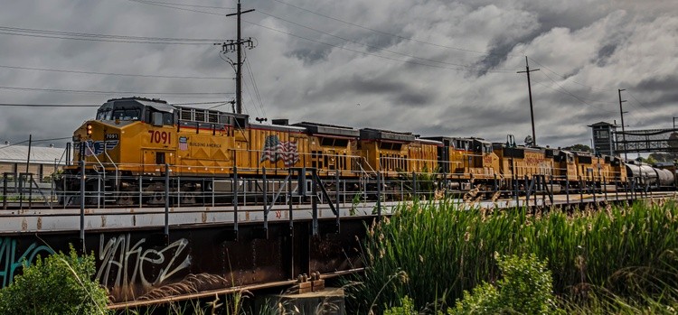 Westbound Freight - May 03 2025