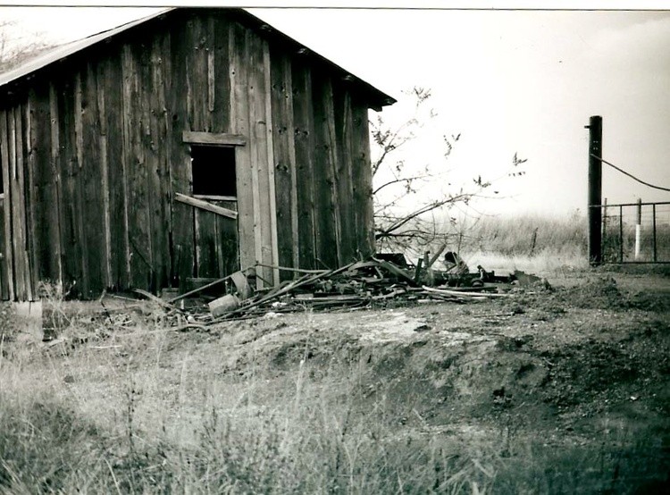 barn