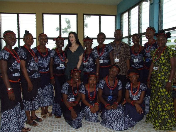 batik costumes 2