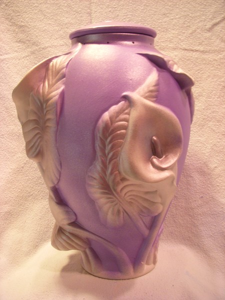 Purple Lily bio Clay Urn