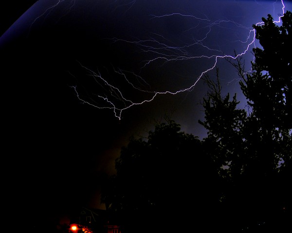 110529-Lightning-002