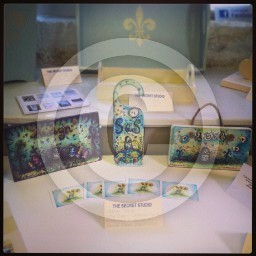 Fangbin© display in shop