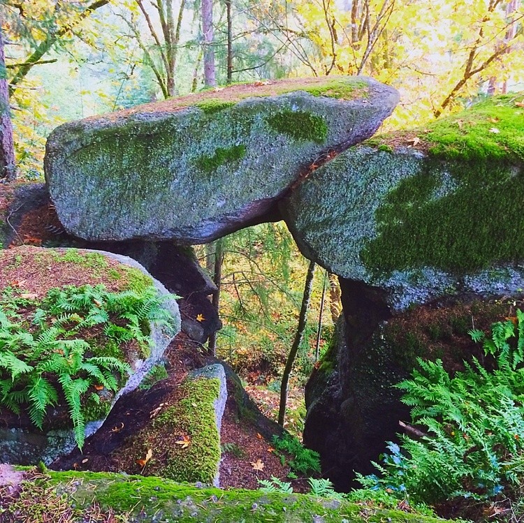 balancing rocks